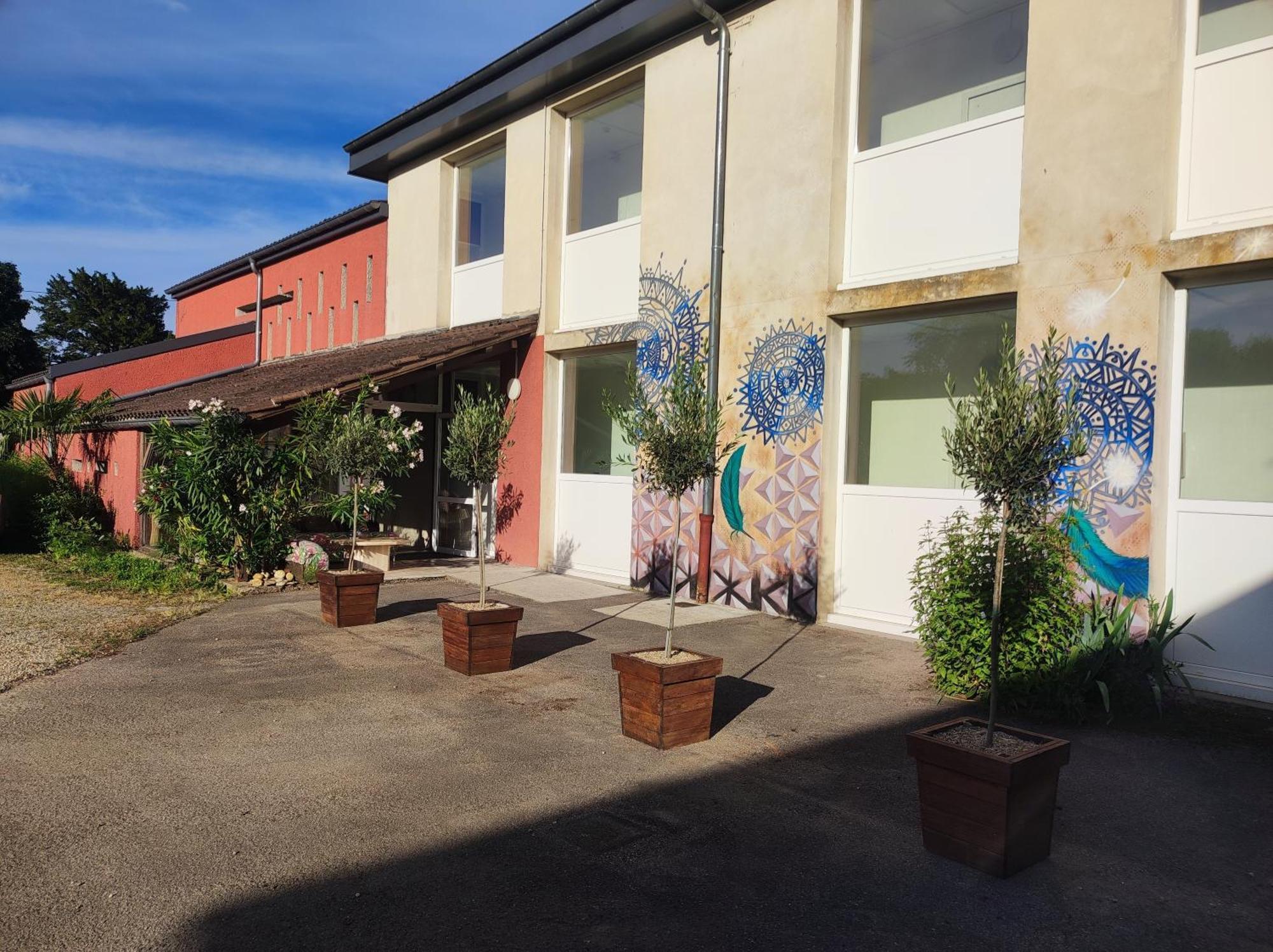 Moodz Hotel Vienne Pont-Eveque Exterior photo
